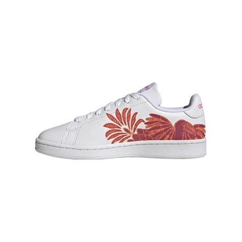 adidas Advantage Farm Rio White (Women's) 